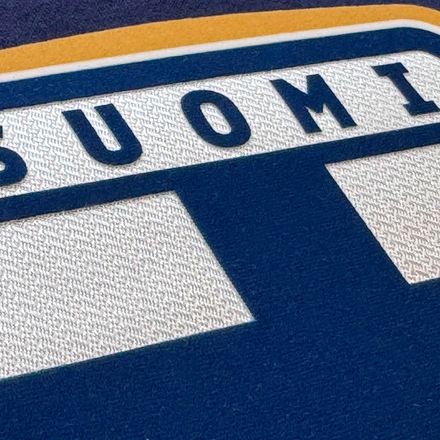 HD Vaakuna huppari, Luonnonvalkoinen