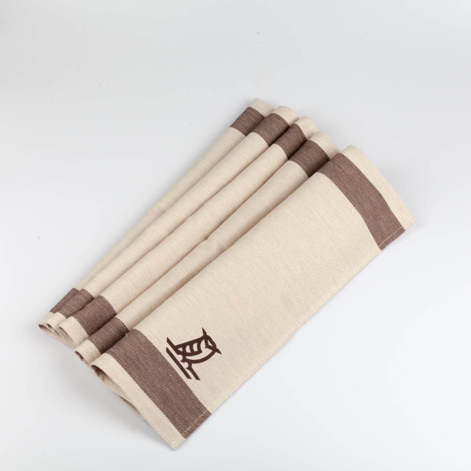 Bubi Board Cloth