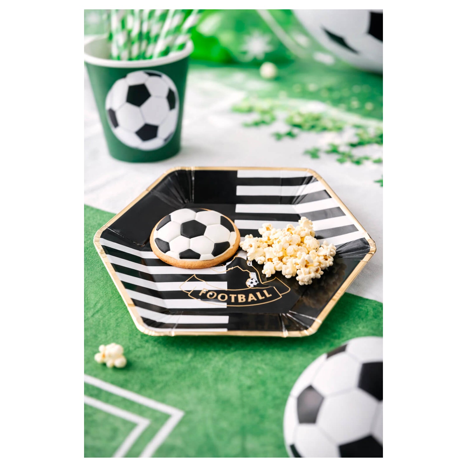Plate, football player, 8 pieces