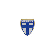 Suomen jalkapallomaajoukkueen logon muotoinen pinssi.