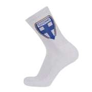 Suomen maajoukkueen logolla varustetut valkoiset sukat.